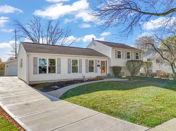 1231 Tyburn Dr, Schaumburg, IL 60194