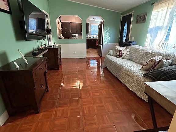 2nd image of 1114 Lake Mendocino Drive