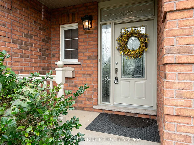 114 Brown St #3 — Photo 3
