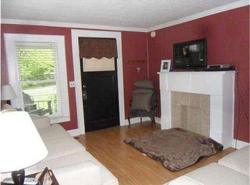 2nd image of 3119 Greenwich Ave