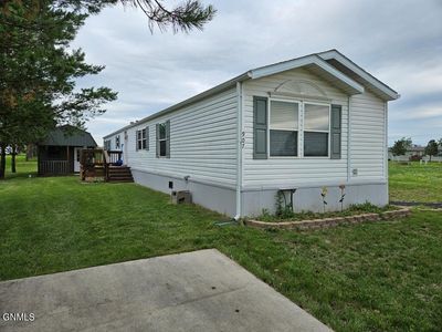 907 Sorrel Ln, Dickinson, ND, 58601