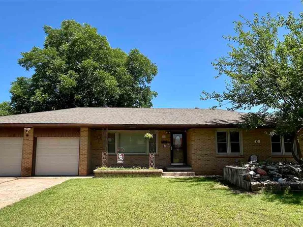 120 Urbana Dr, Blackwell, OK 74631