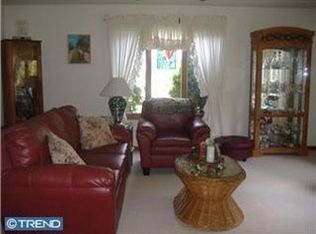 11 Roosevelt Ave, Lumberton, NJ 08048