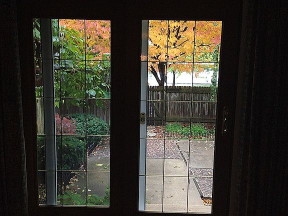 5th image of 10015 W 95th St
