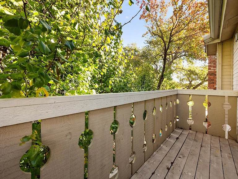2312 Perkins Rd — Photo 21