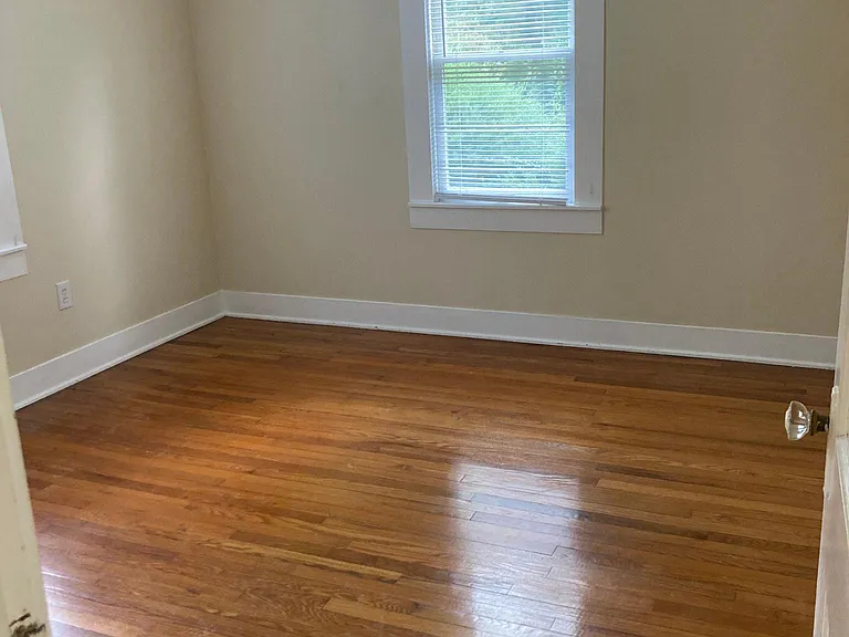 613 Brush Creek Rd — Photo 10