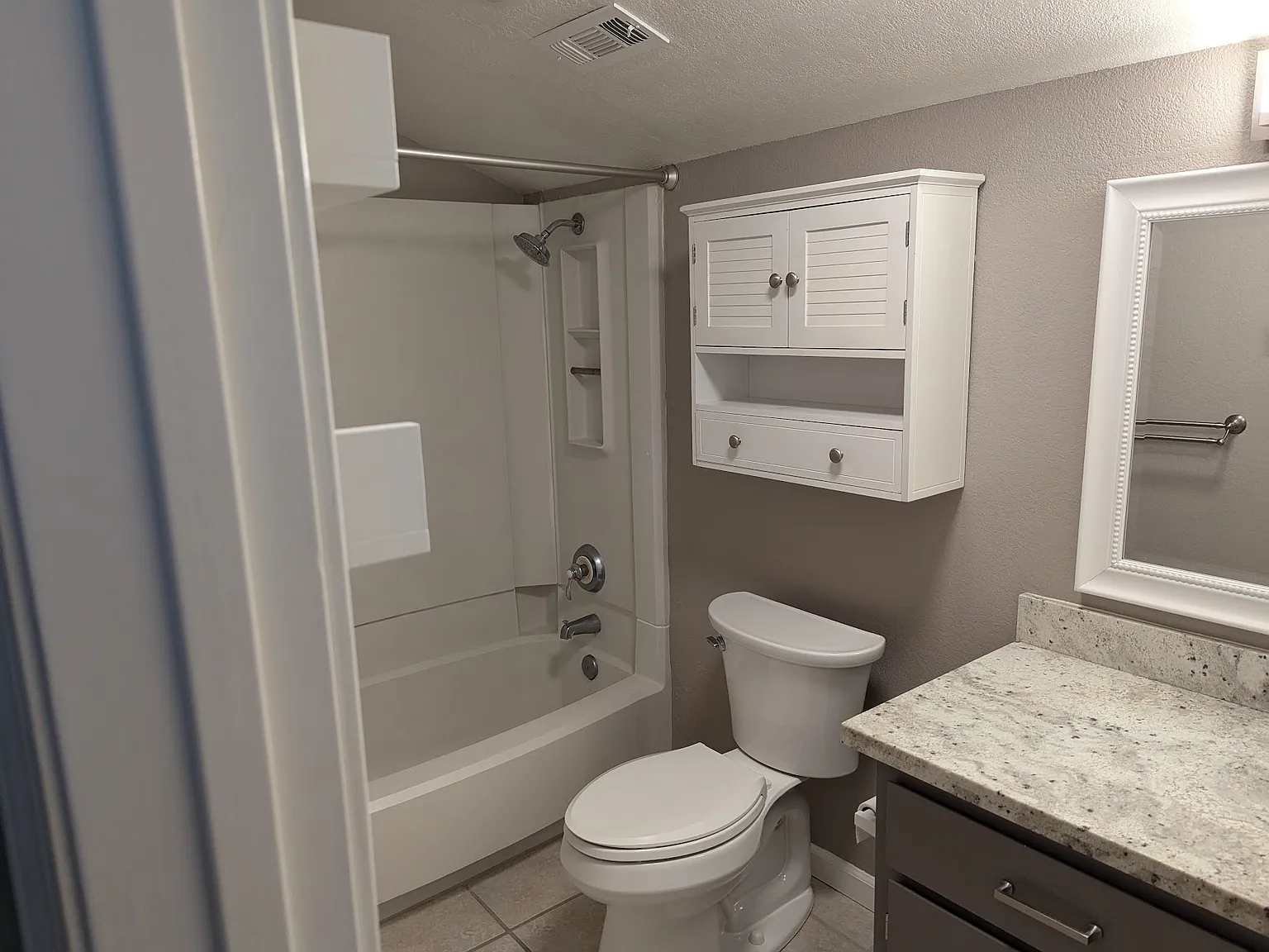 2 bed, 1337 sqft, $3,600 — Photo 4