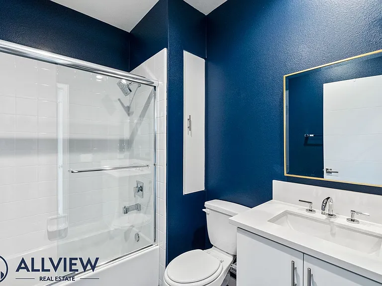 149 Mercer Way — Photo 32