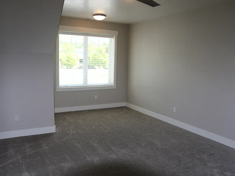 35 S 800th St W #35 — Photo 7