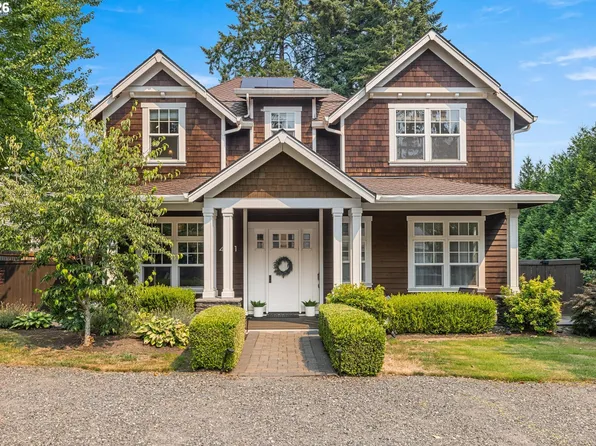 401 9th St, Lake Oswego, OR 97034