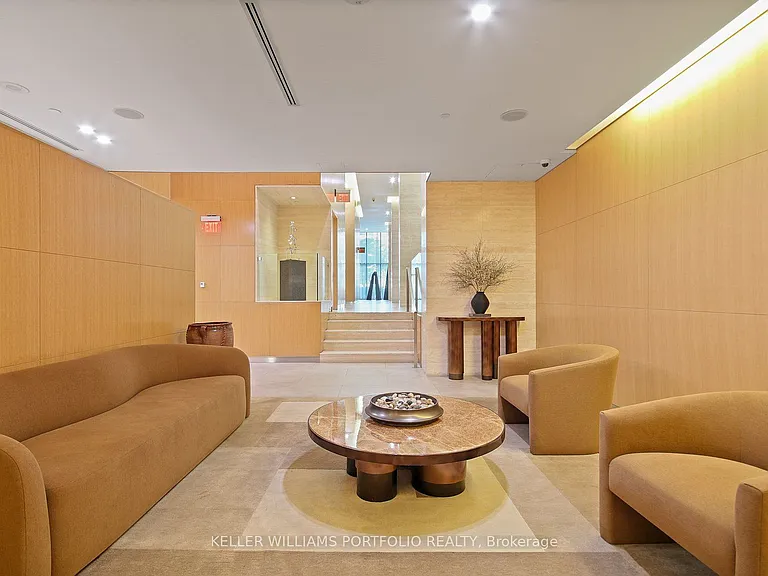 25 Broadway Ave #1504 — Photo 32