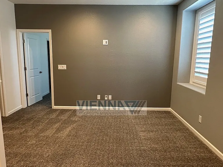 1347 Larkspur Dr — Photo 28
