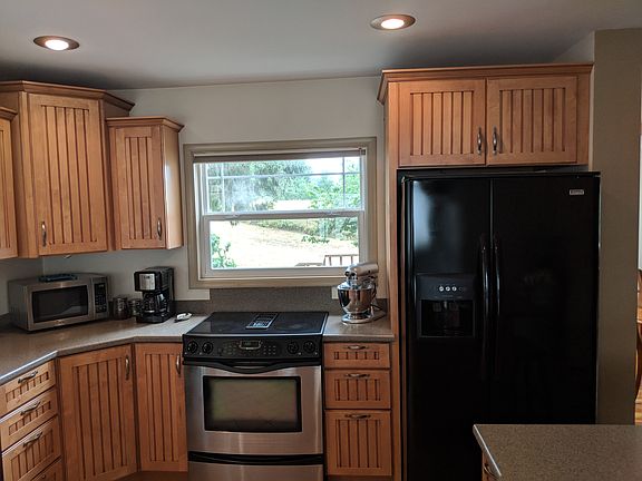 3rd image of 21112 Old Highway 99 SW