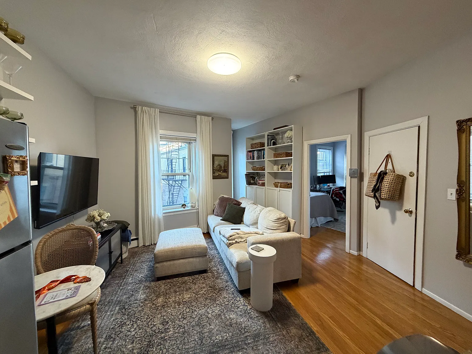 1 bed, 550 sqft, $2,500 — Photo 3