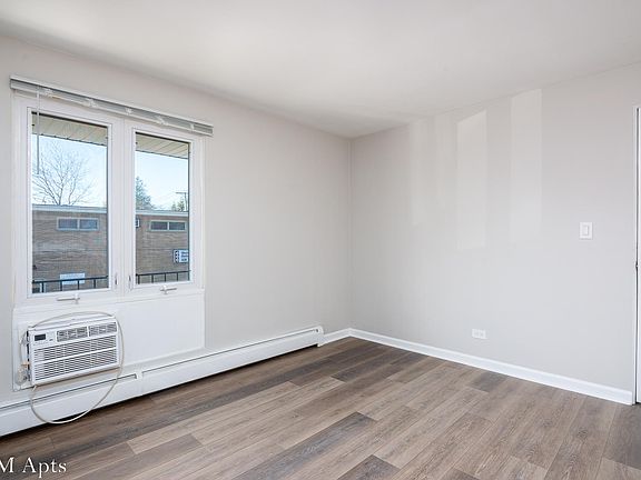 3rd image of 503 E Park Ave APT 4