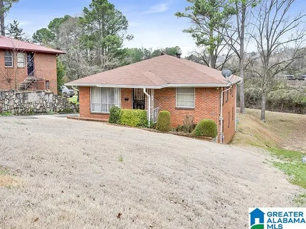 6536 Cherokee Dr, Fairfield, AL 35064