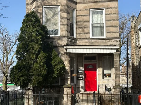 822 N Harding Ave, Chicago, IL 60651