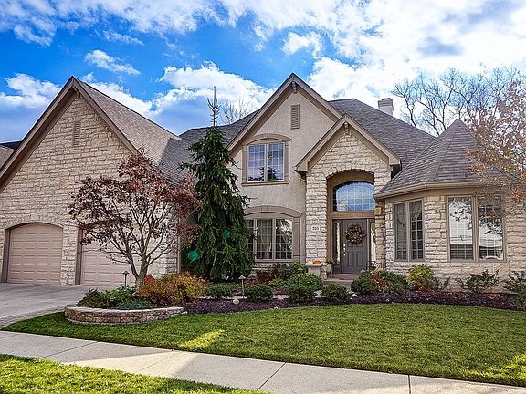 2nd image of 703 Camden Yard Ct