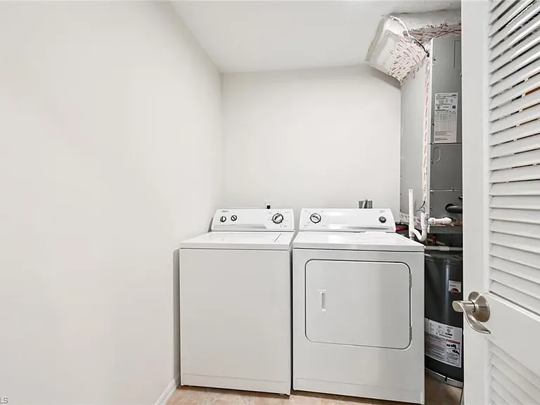 515 Gabriel Cir #1910 — Photo 16