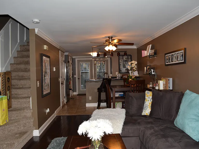 35 Chilmark St #A — Photo 3