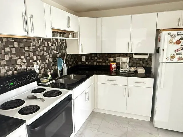 2821 N Miami Beach Blvd #2C — Photo 5