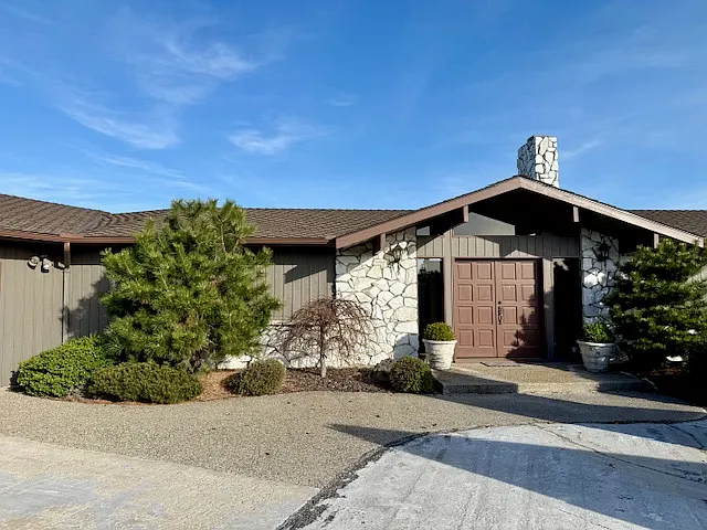 Building Photo - 5111 Naches Heights Rd