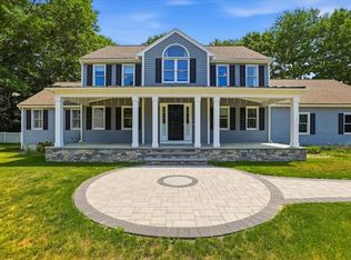 26 Mayflower Dr, Mansfield, MA 02048