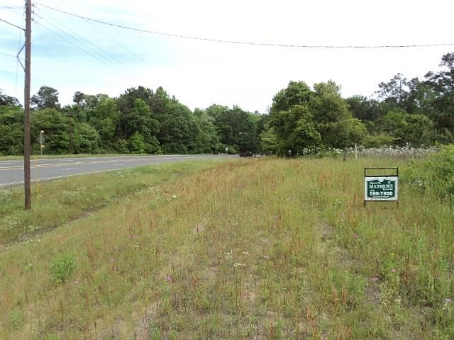 1st image of NE Stallings Dr