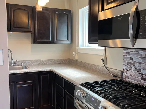 1630 H St APT A1, Lincoln, NE 68508