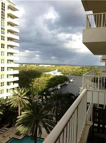 1st image of 625 Casa Loma Blvd Unit 807