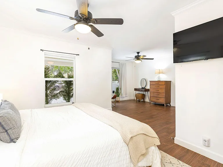 900 Sunset Rd — Photo 12