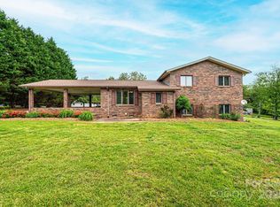 3020 Doc Pugh Rd, Connelly Springs, NC 28612