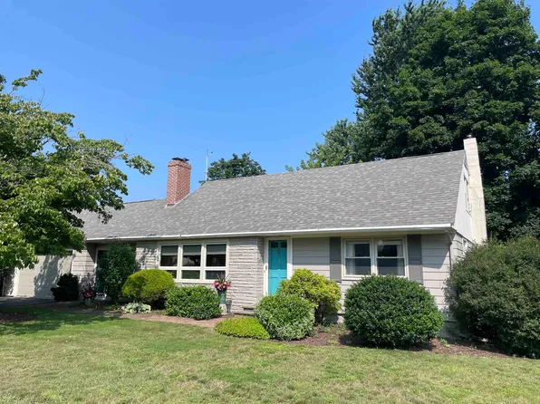 15 Thomsen Road, Hampton, NH 03842