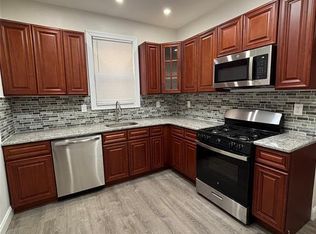 811 S 13th St, Newark, NJ 07108