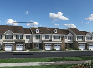 938 Huntington Dr, Fishkill, NY 12524