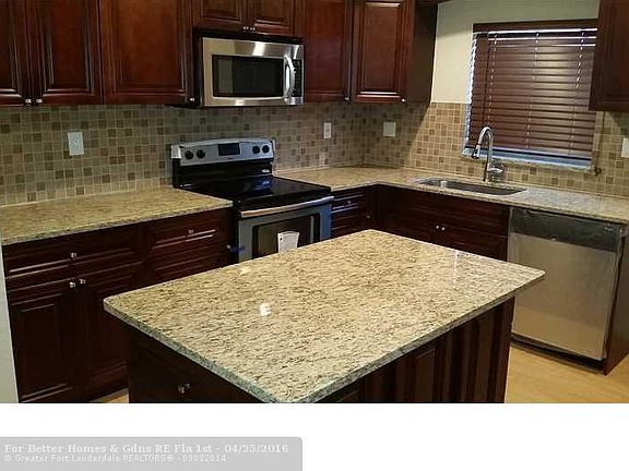 4th image of 5265 NE 5th Ave