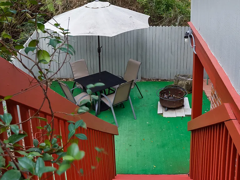 9 Simmons Rd #B — Photo 15