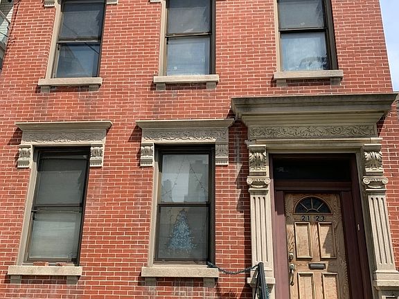2nd image of 21-23 31st Ave #Eb