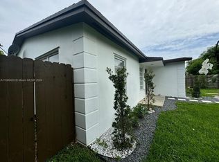 426 NW 7th Ave, Homestead, FL 33030
