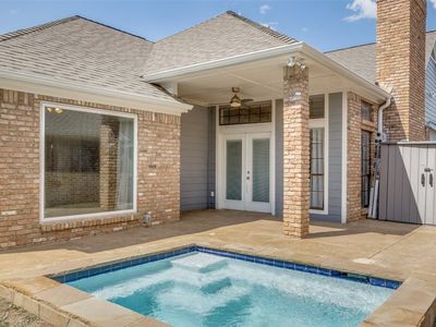 1017 Olde Towne Dr, Irving, TX, 75061