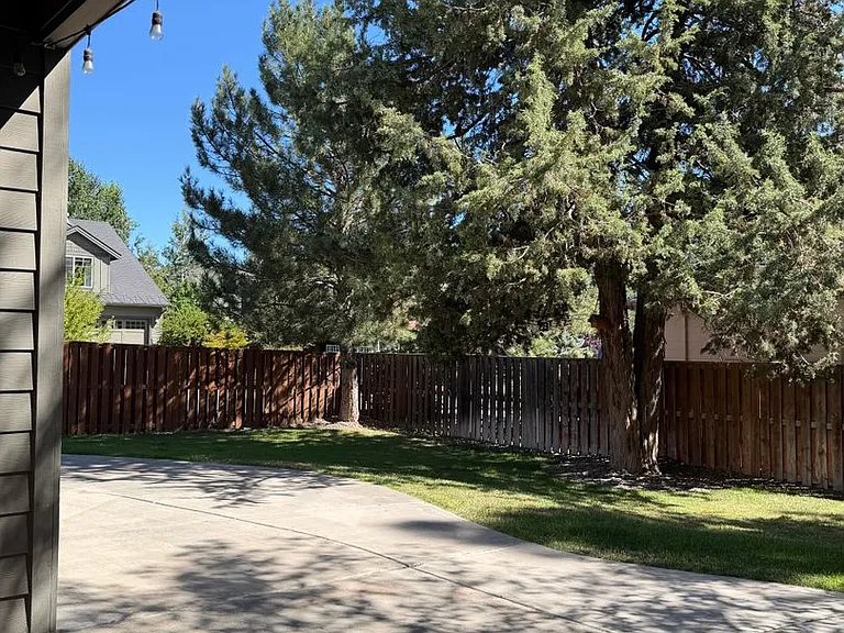 61112 Snowbrush Dr — Photo 31