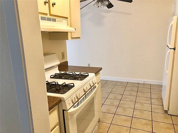4th image of 2303 Barton Village Cir APT 103