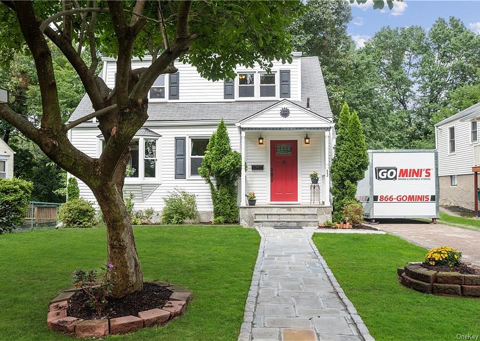 1st image of 52 Ronny Cir