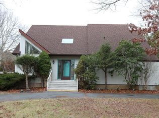 85 Risa Ct, Flanders, NY 11901