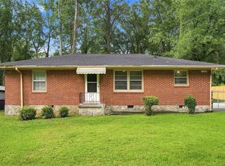 126 E Mimosa Dr, Jonesboro, GA 30236