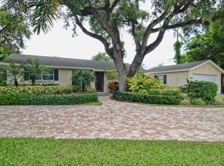 11885 Prosperity Farms Rd, Palm Beach Gardens, FL 33410