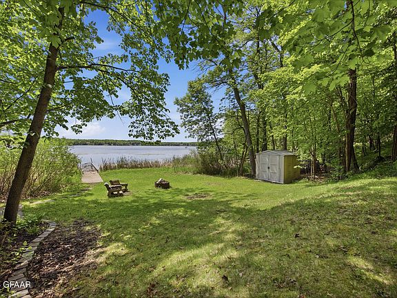 3rd image of 13231 Island Lake Rd E
