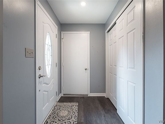3rd image of 1502 Forest Edge Dr