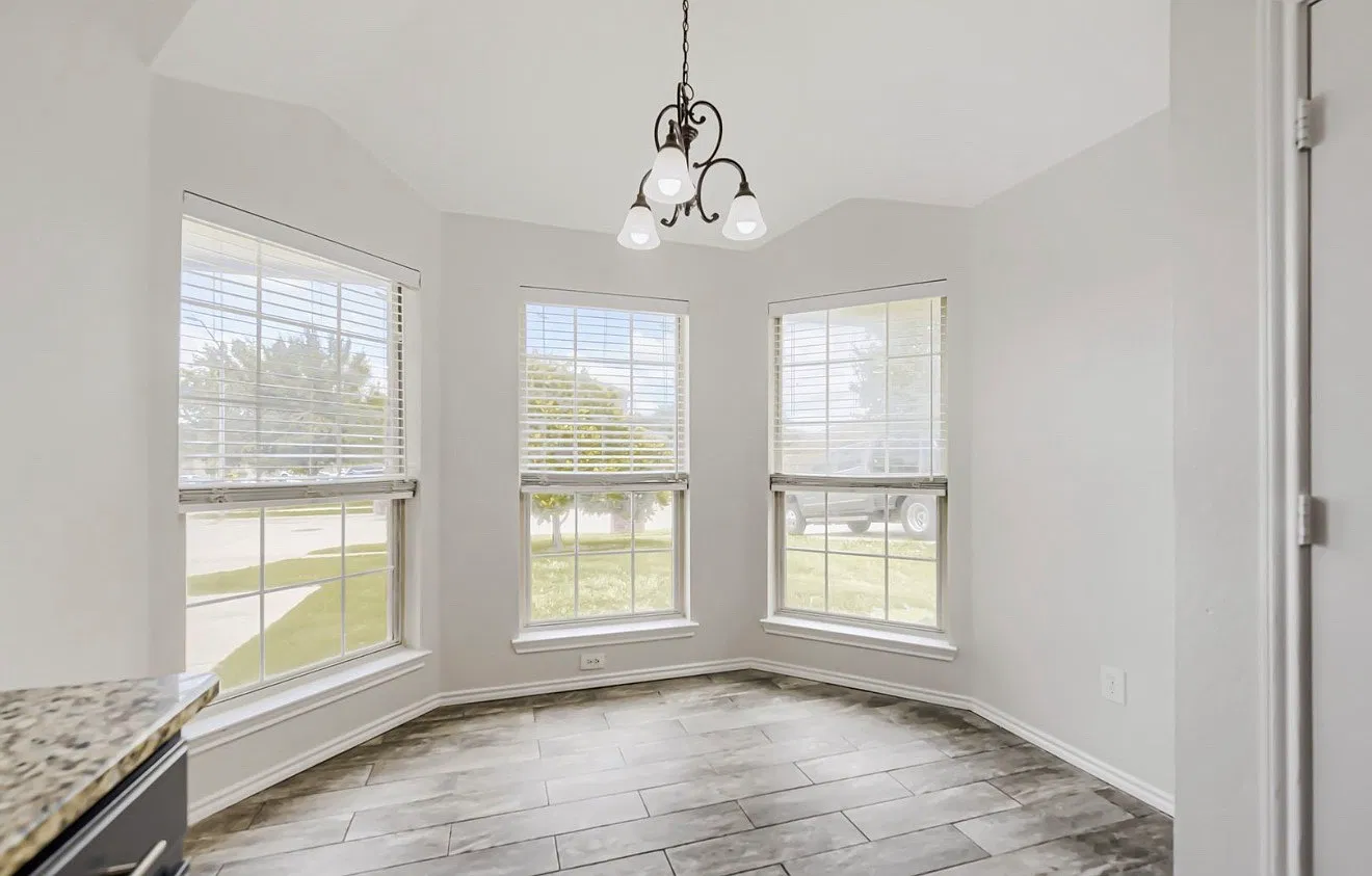 3 bed, 1603 sqft, $2,150 — Photo 4