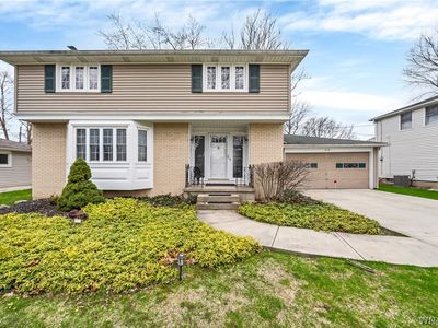 218 Sunrise Blvd, Williamsville, NY, 14221